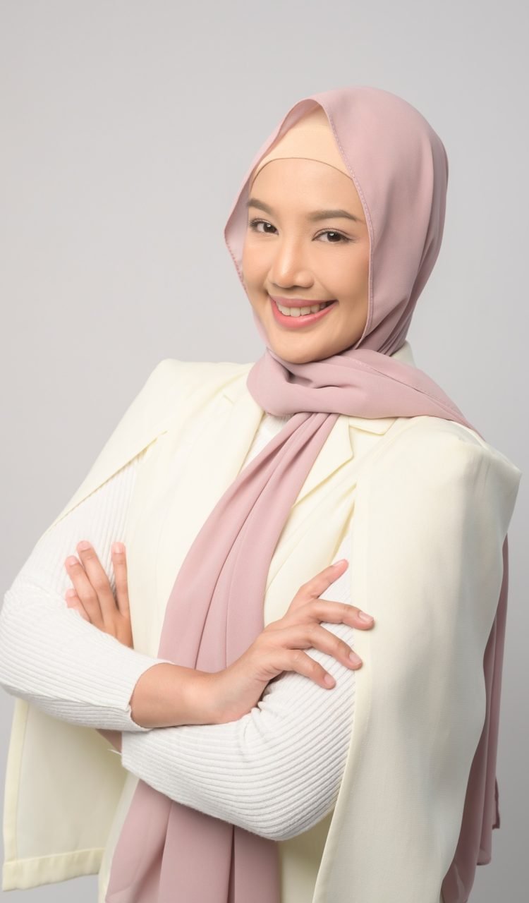 muslim-woman-with-hijab-over-white-background-studio-.jpg